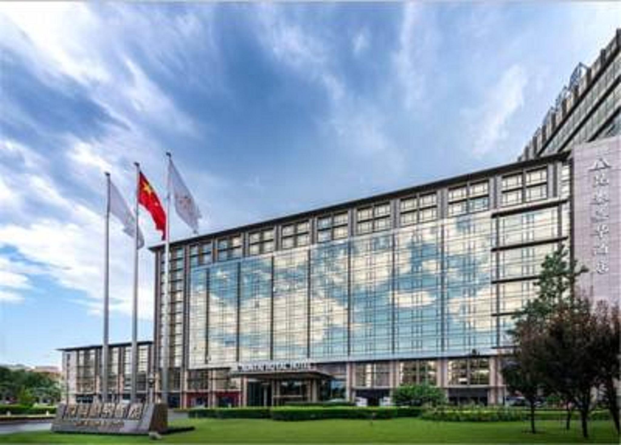Beijing Kuntai Royal Hotel Exterior photo
